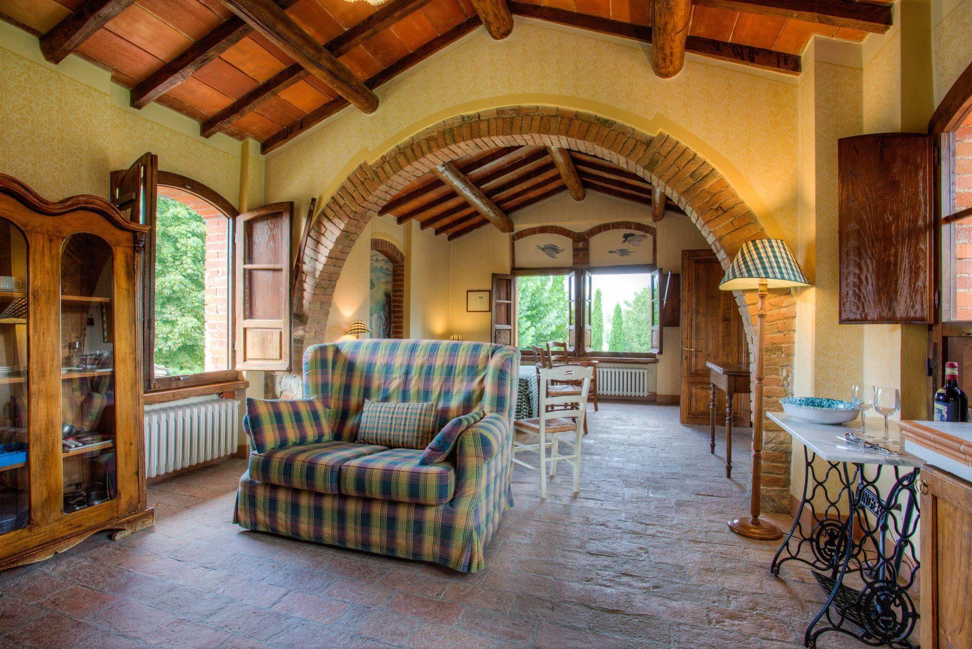 Гостьовий будинок Borgo Corsignano Поппі Екстер'єр фото